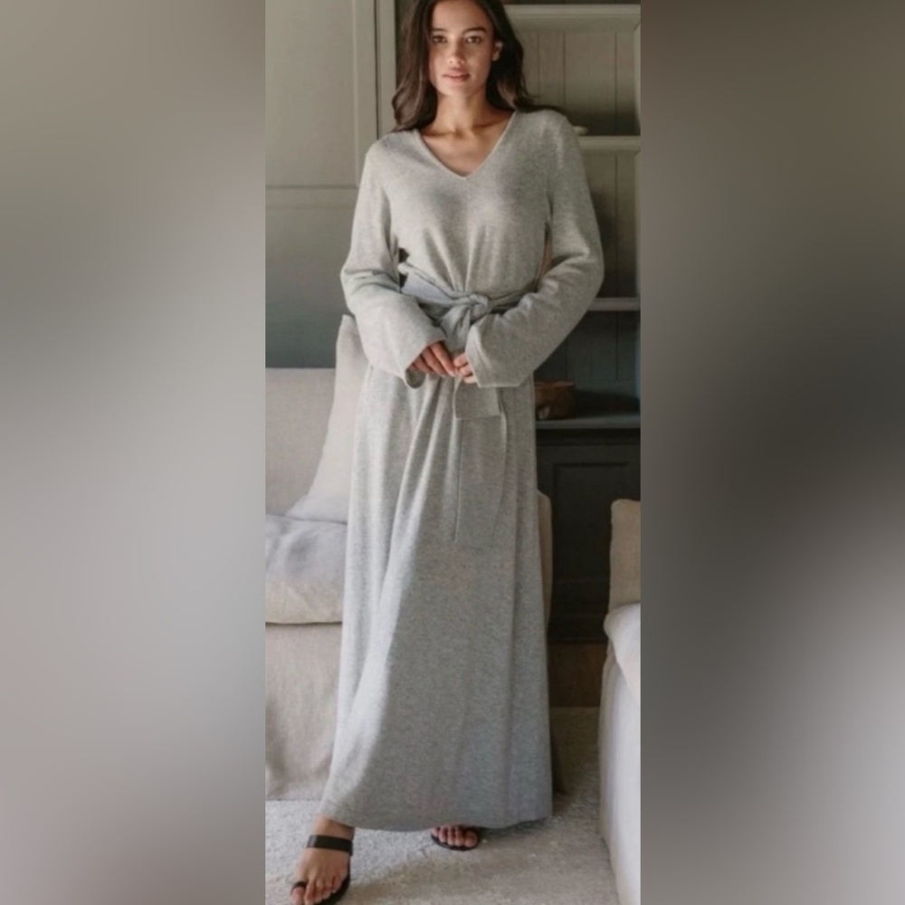Jenni Kayne Everyday Maxi Large Oatmeal Wide Cuff Sleeve Wrap  Dress.